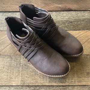 Stella Chase Ankle Booties Size 7